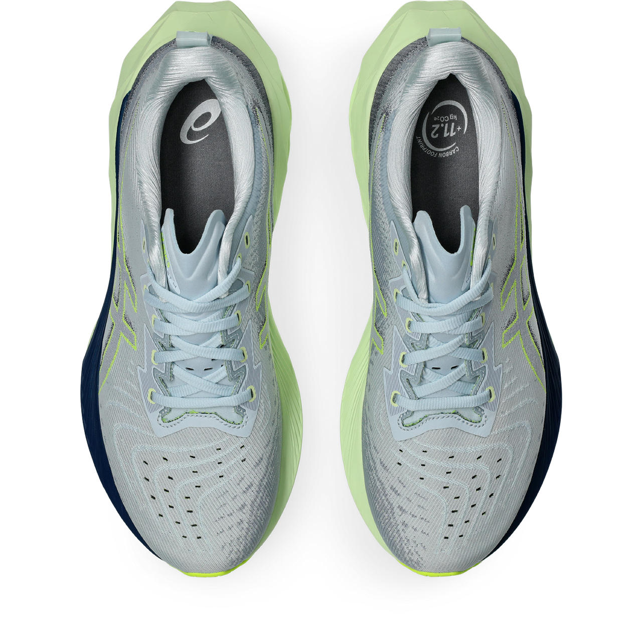 The Novablast 4 from ASICS has a thick and very soft midsole that providese a great ride