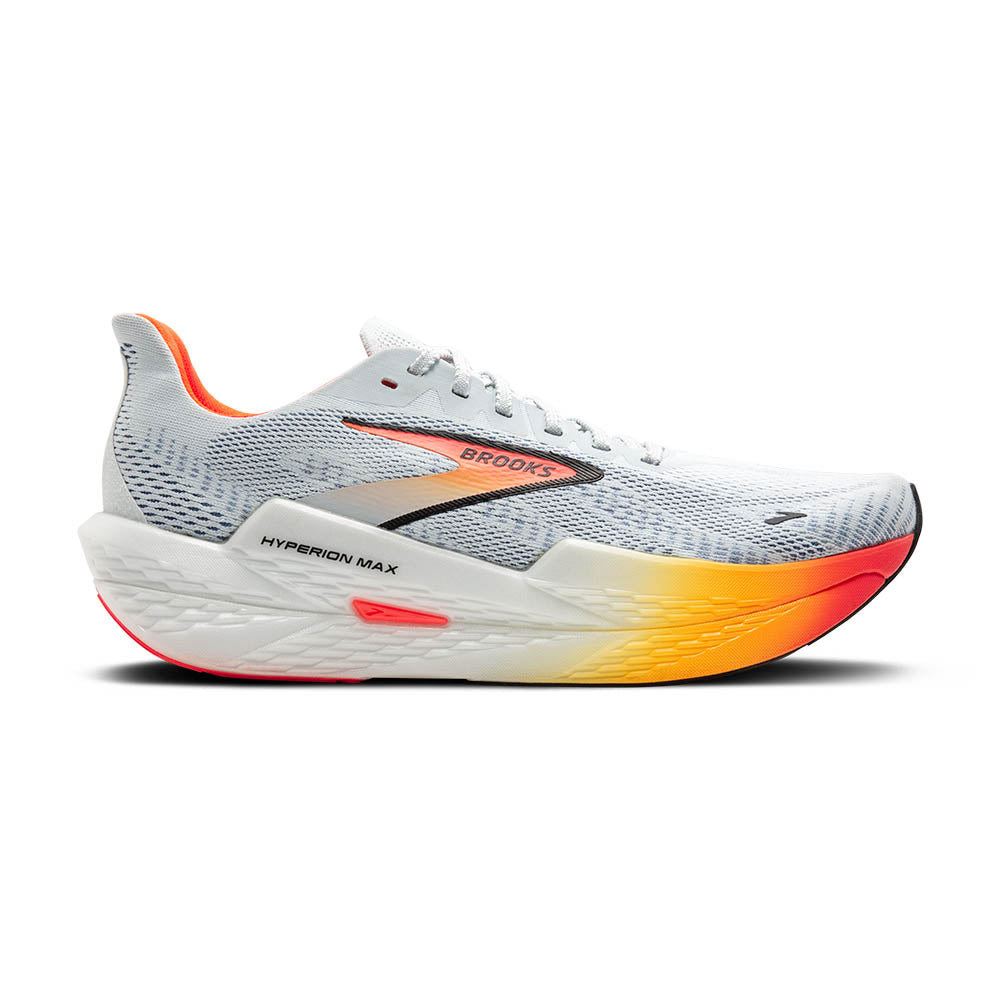 Fast and protective for training at top speed, the men's Hyperion Max 2 neutral cushioned running shoes help you go after your goals by combining even more high-stacked lightweight cushioning than in the prior version with fast transitions and a breathable fit.