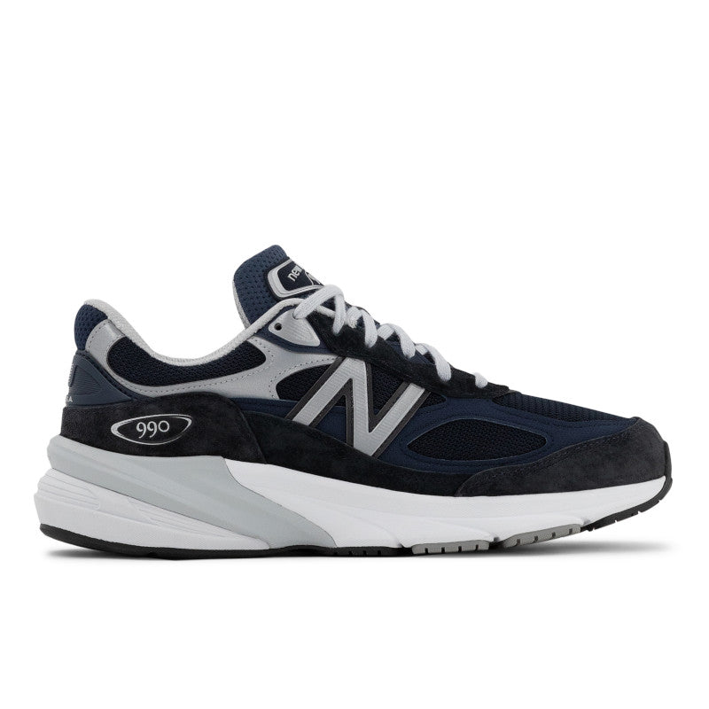 The NB 990 is possible the most iconic shoe ever and it comes in the classic navy with white here