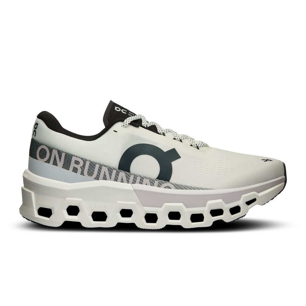 The Cloudmonster 2 features On's biggest CloudTec® ever. Yes, you read that right. For massive cushioning, mega bounce and maximum energy. It's a monster ride on the road with an unmatched forward-rolling motion